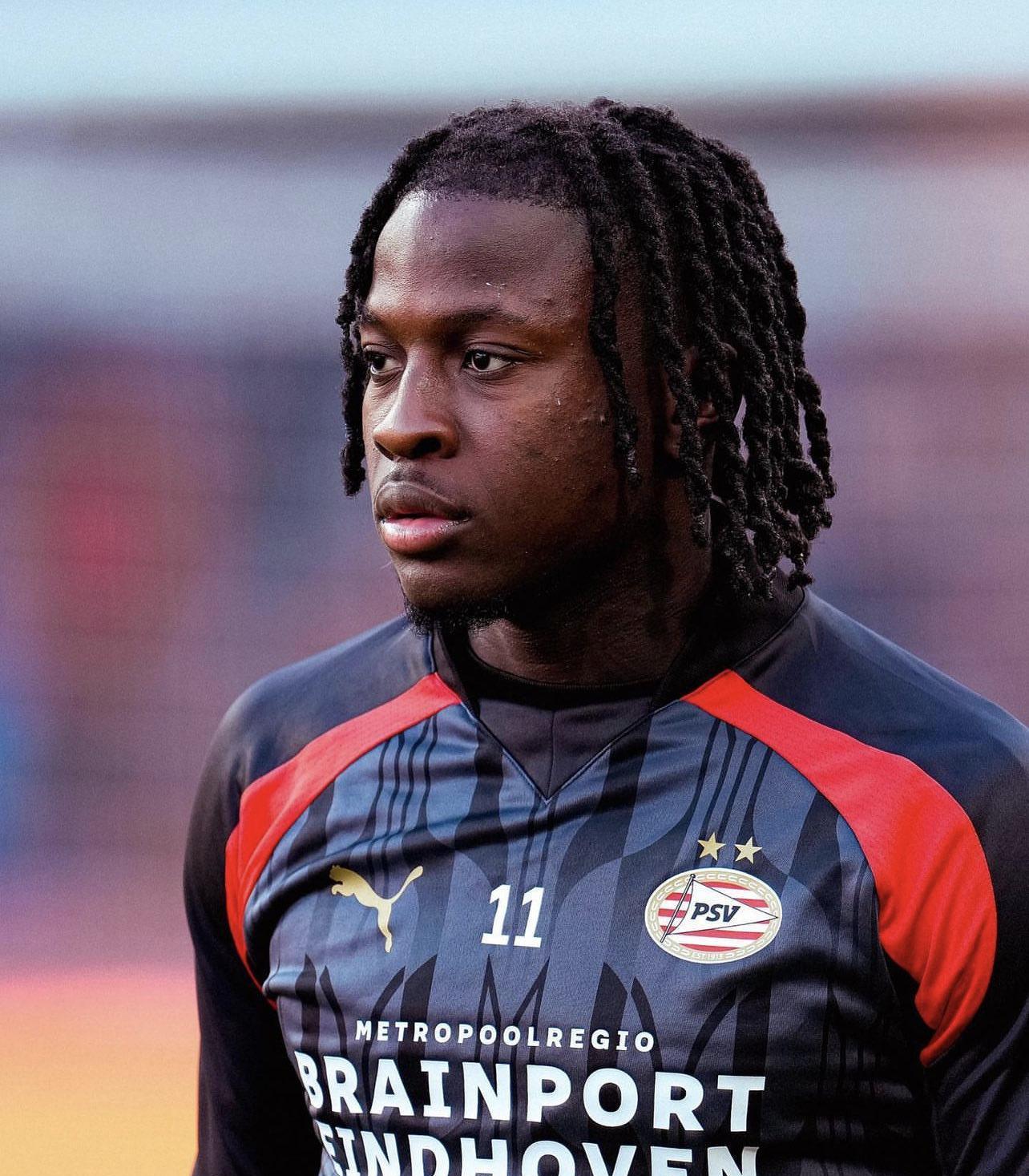 埃因霍温今晨刷新队史纪录，志在葡超名次提升，更衣室稳定，团队化学反应显著的简单介绍